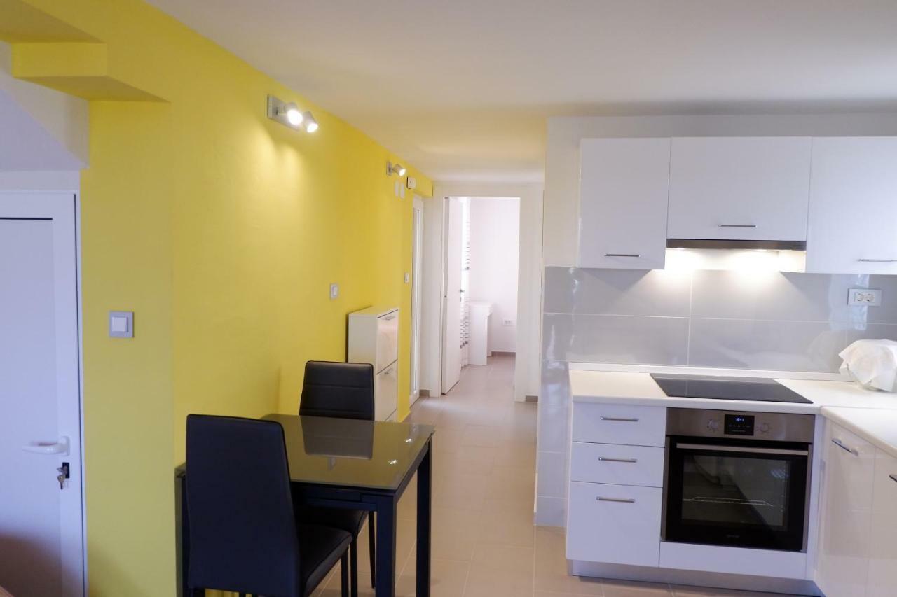 Apartment Marija Premantura Exterior photo